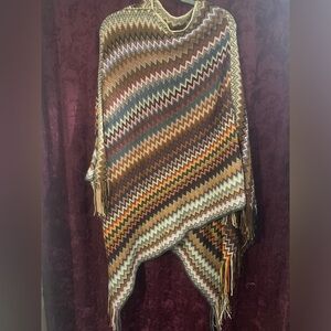 NWT Canyon Sky Patterned Multicolor Sweater Poncho